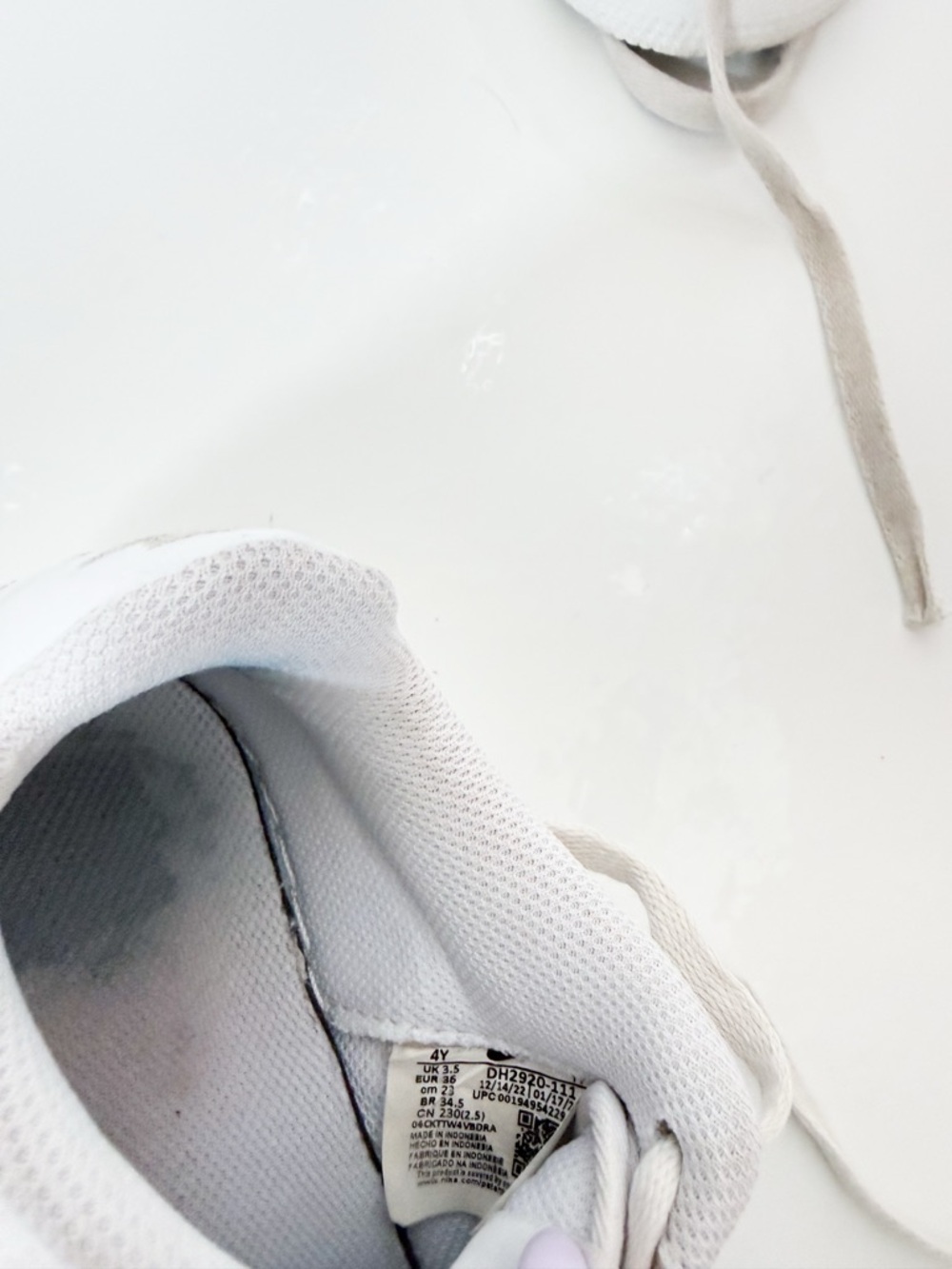 Nike Air Force 1 Kids 4Y White Sneakers | Classic Low Top | Good Condition - Picture 3 of 11